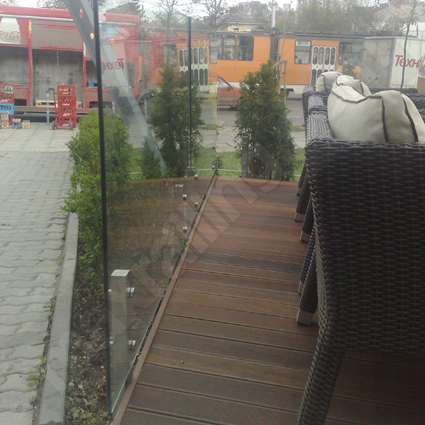 Парапети от стъкло